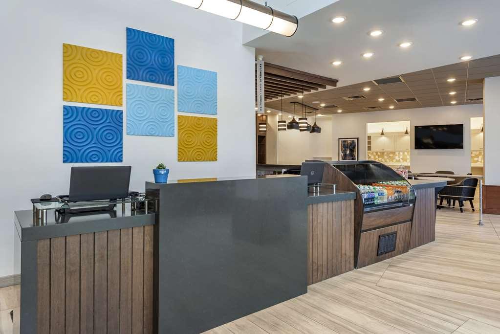 Hyatt Place Indianapolis Кармел Интериор снимка