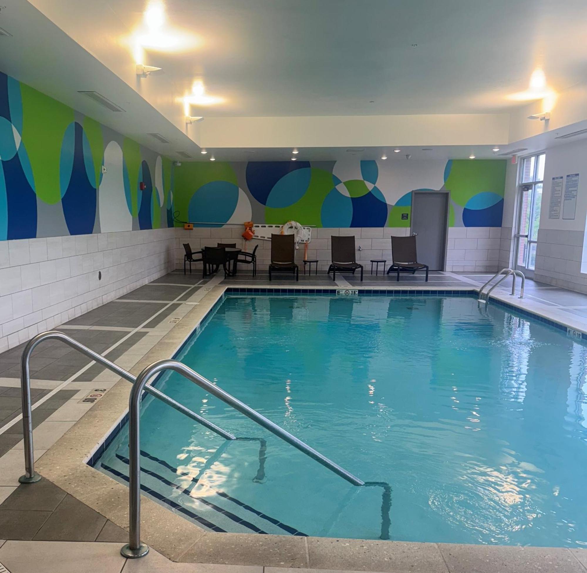 Hyatt Place Indianapolis Кармел Екстериор снимка
